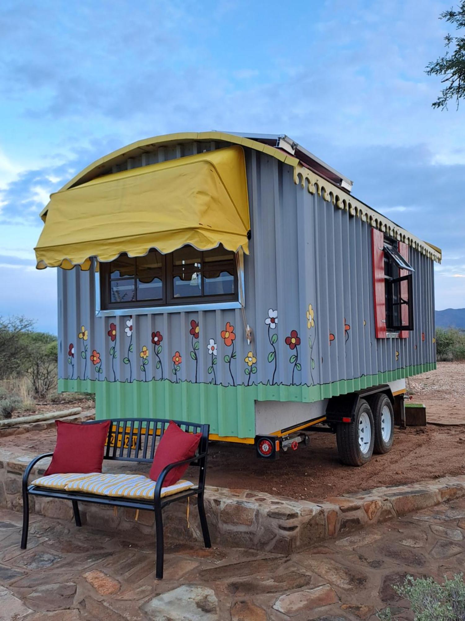 Ondekaremba Bellatiny, Tiny House & Gypsy Wagon 아파트 외부 사진